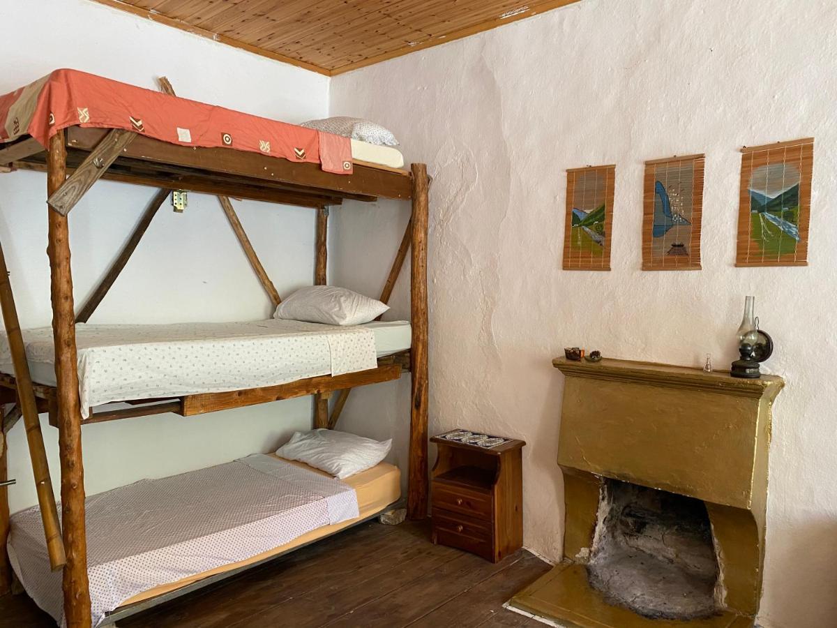Shotgun Hostel & Guesthouse Vuno ภายนอก รูปภาพ