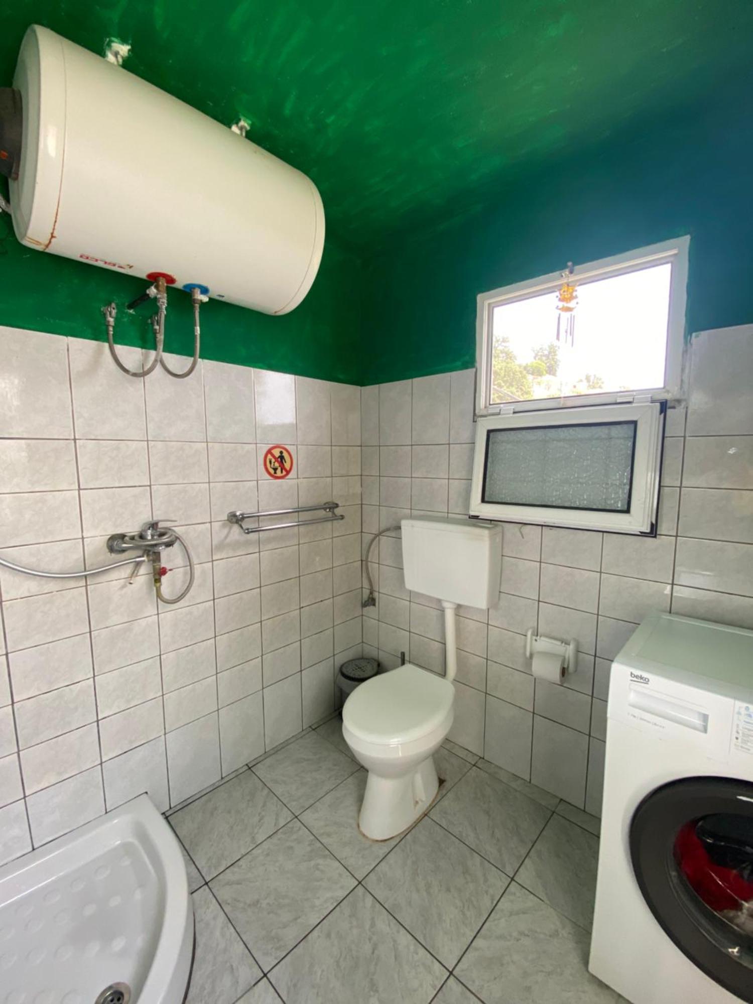 Shotgun Hostel & Guesthouse Vuno ภายนอก รูปภาพ